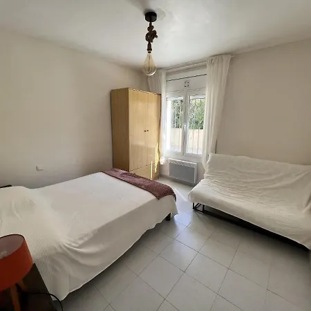 Maricel Apartmán *